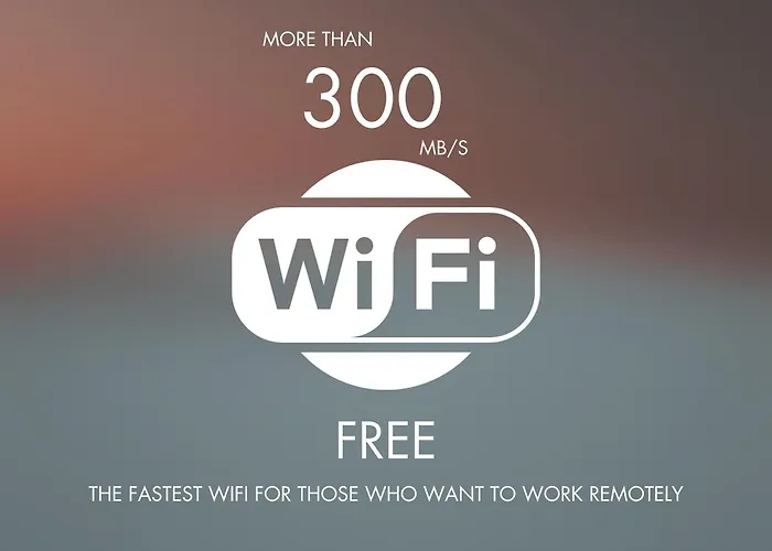 Vacation I Marbesa White Pearl, Two Private Pools, 3min Walk To The Beach, Fastest Wifi, Built In 2024 别墅